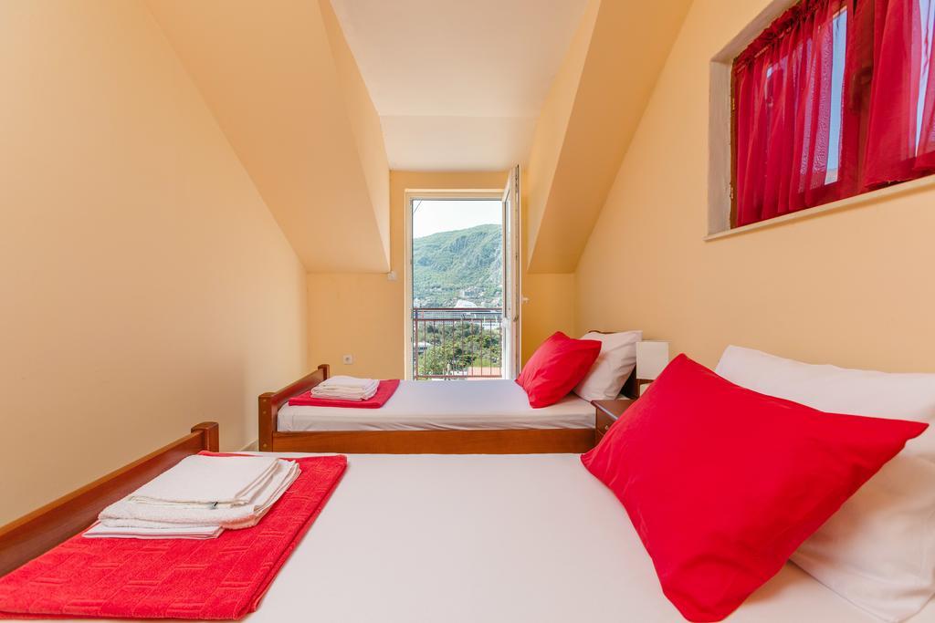 Apartments Feniks Κότορ Εξωτερικό φωτογραφία