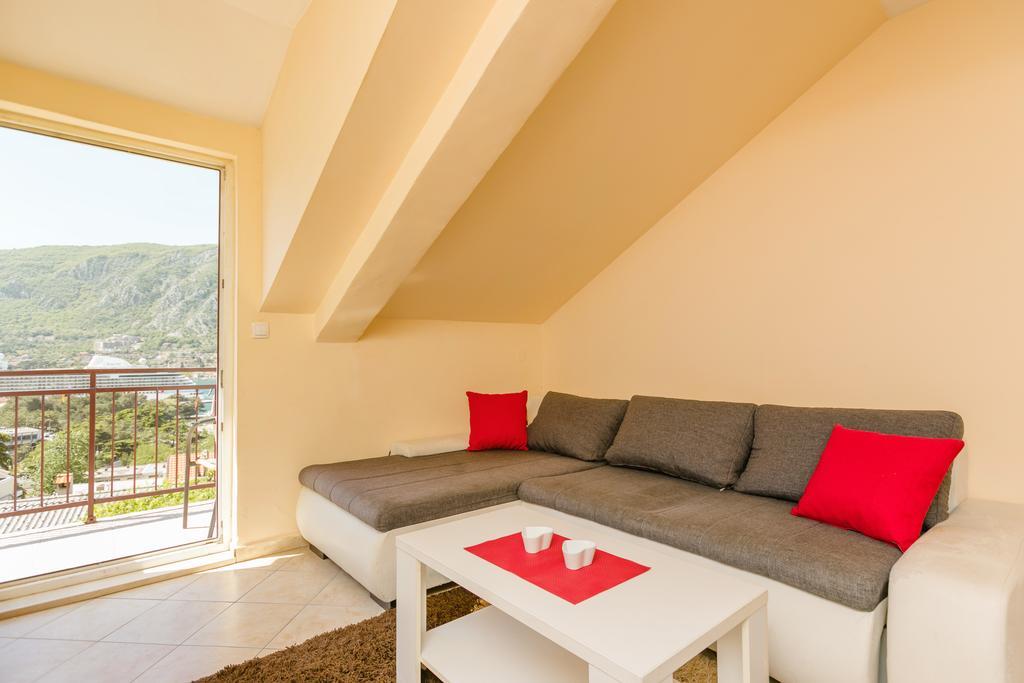 Apartments Feniks Κότορ Εξωτερικό φωτογραφία