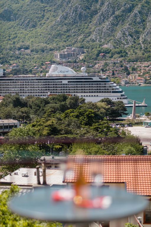 Apartments Feniks Κότορ Εξωτερικό φωτογραφία